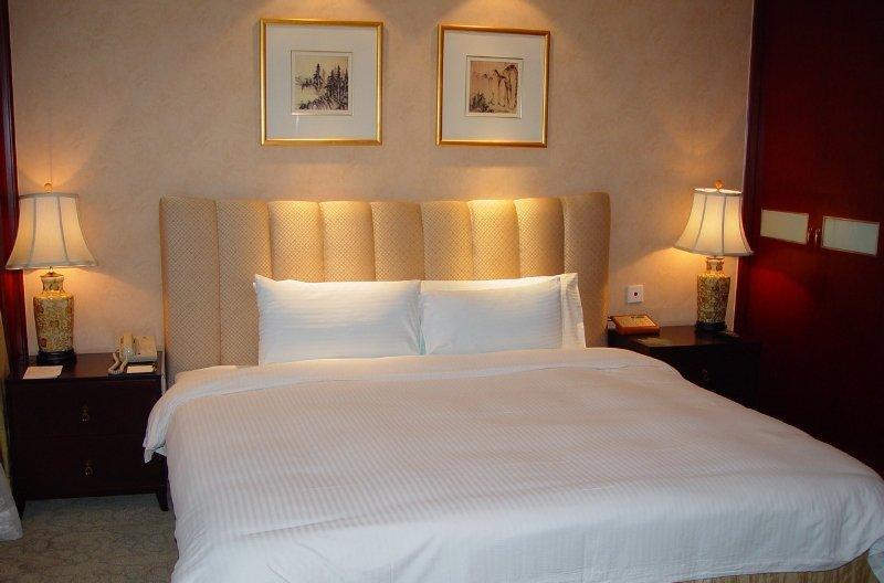 Best Western New Century Hotel Shanghaj Zewnętrze zdjęcie