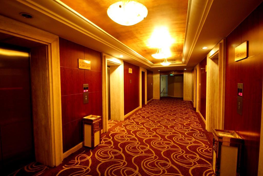 Best Western New Century Hotel Shanghaj Zewnętrze zdjęcie